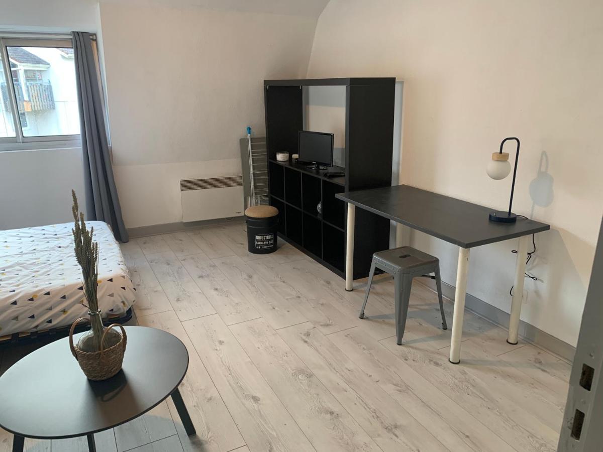 דירות טרבה Joli Studio Avec Garage Prive מראה חיצוני תמונה